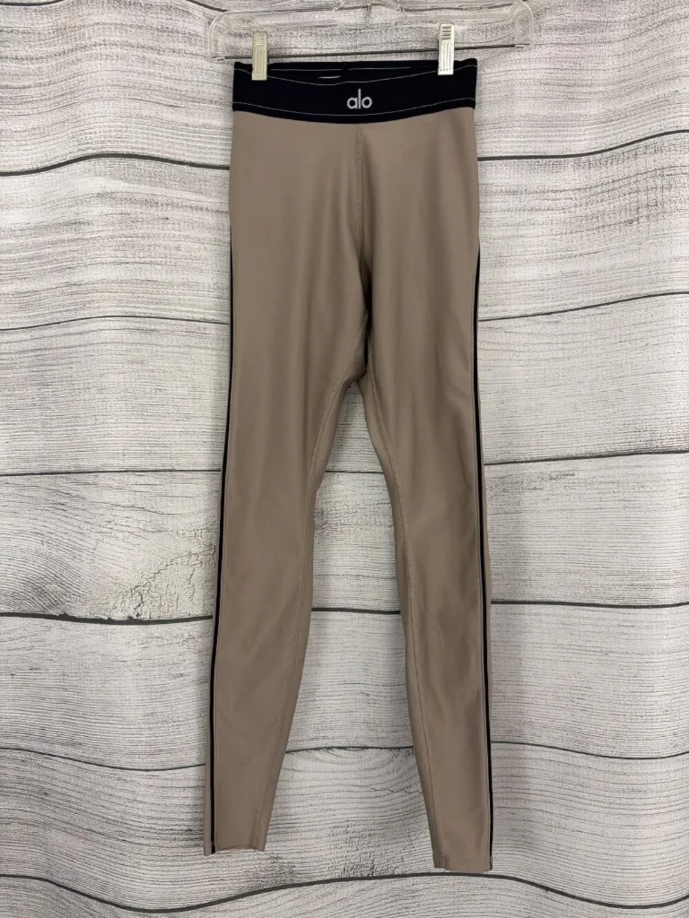 Alo Yoga Suit Up Airlift leggings Size XXS